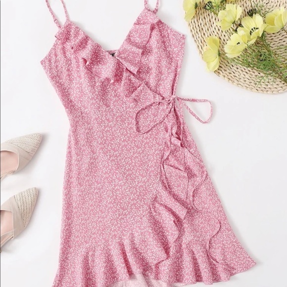 Dresses & Skirts - Pink summer floral wrap tie dr…